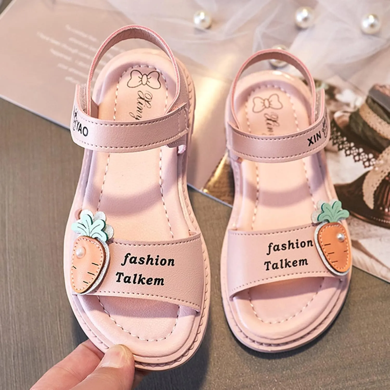 Girl Tennis Shoes Thick Soles Soft Soles Middle and Large Children Children School Sandals Beach Shoes Baby Sandals Size 5