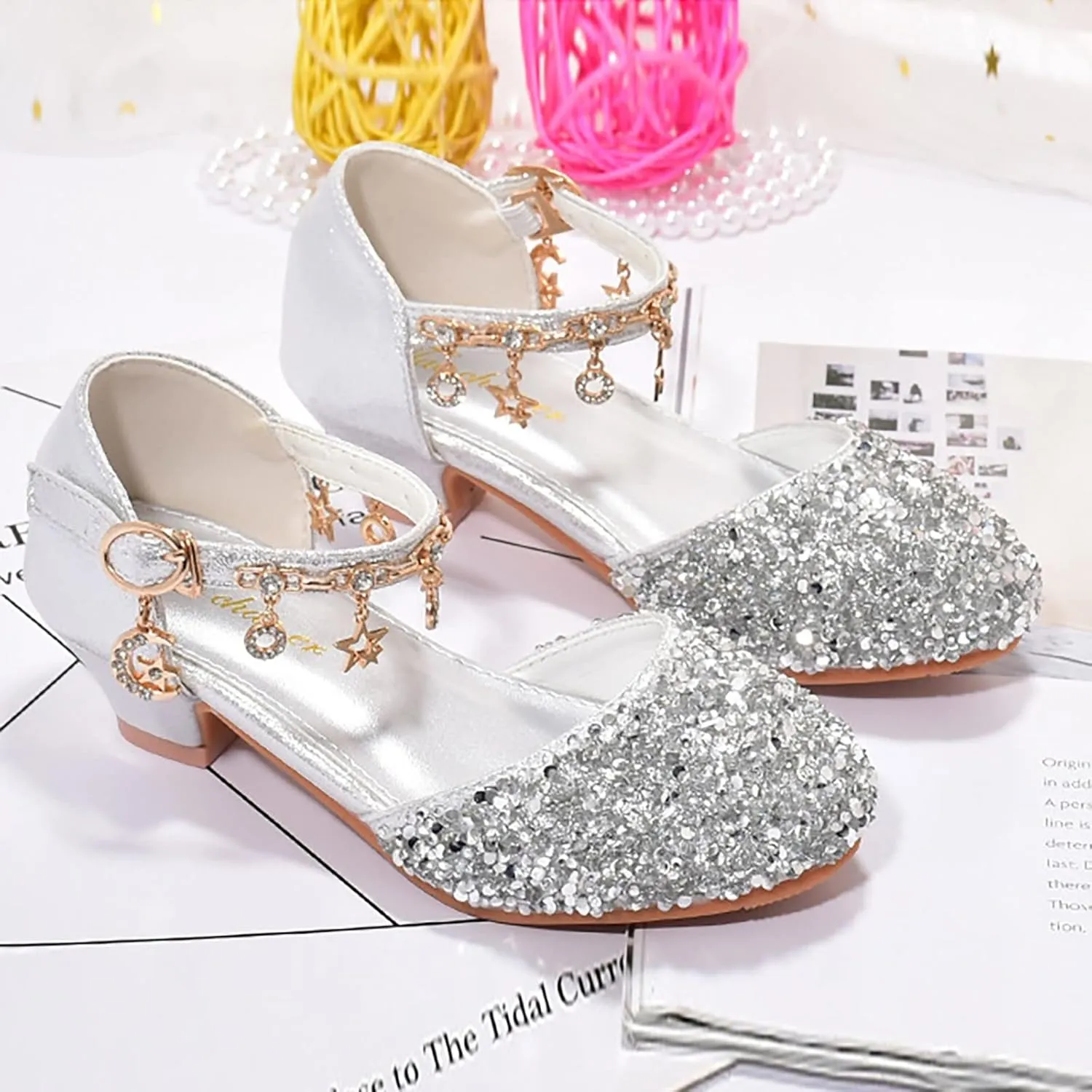 Girls Sandals Girls Low Heeled Dress Shoes Rhinestone Bows Low Heel Princess Flower Wedding Party Girls Slipper
