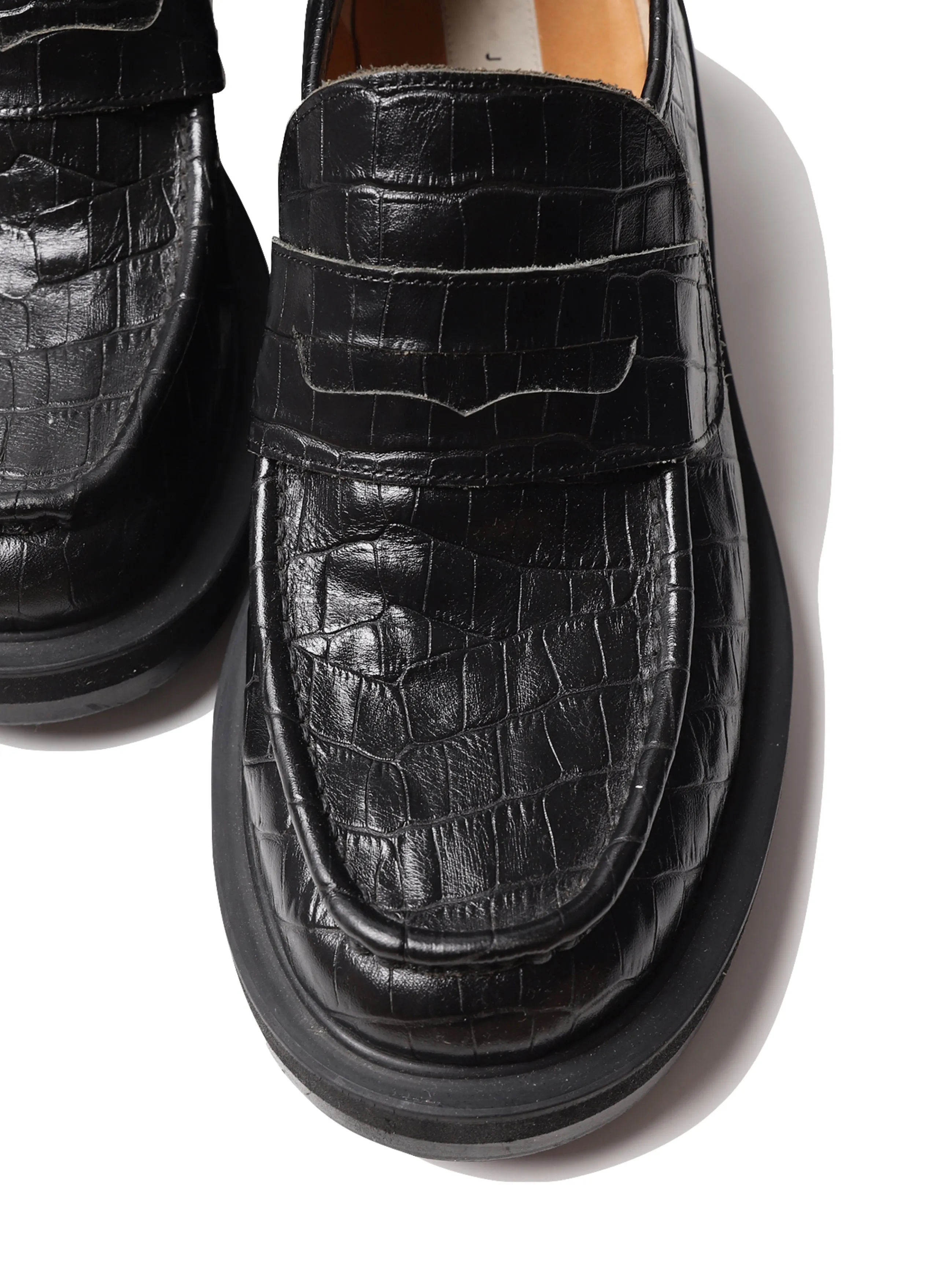 LEATHER LOAFERS