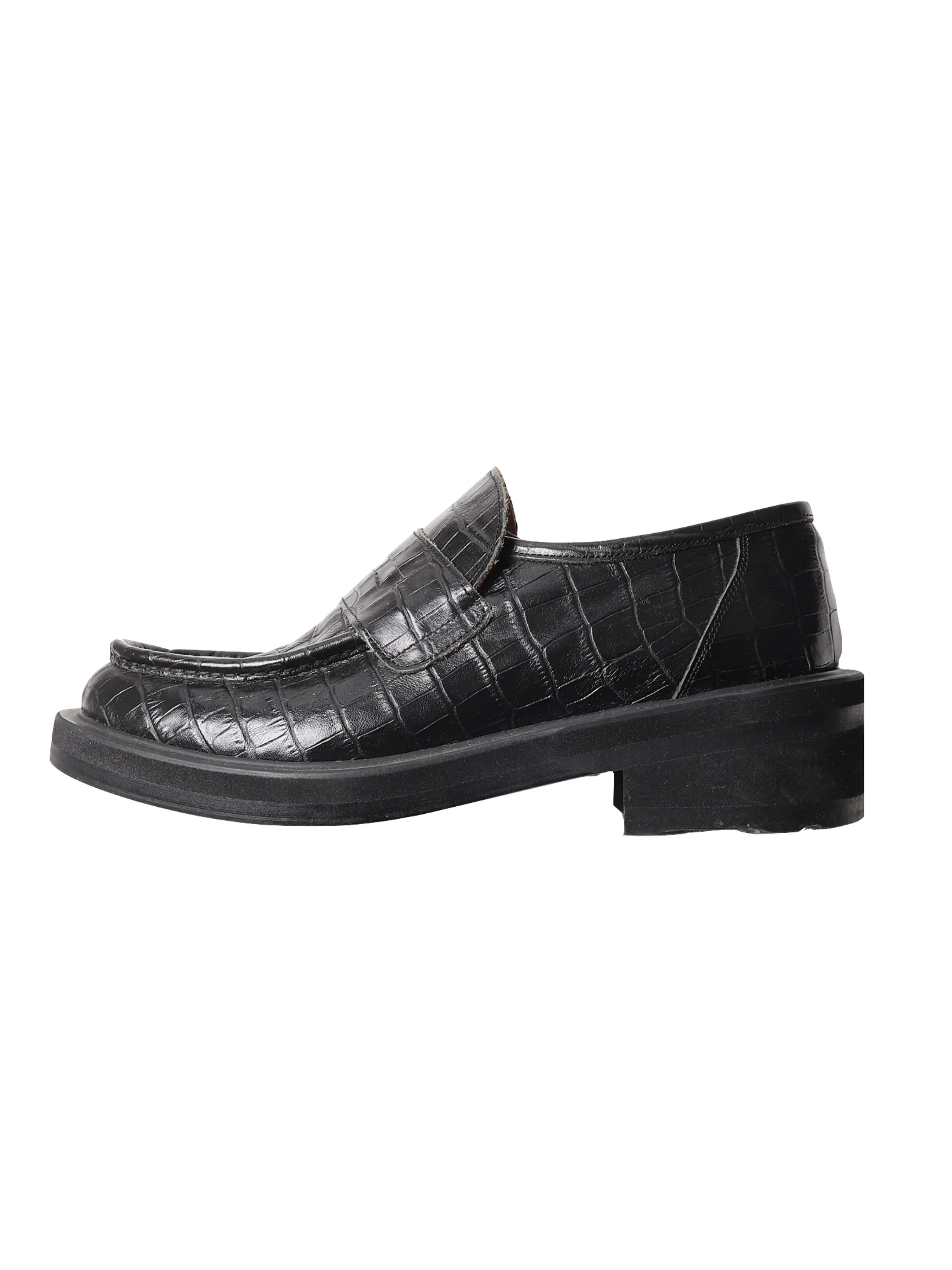 LEATHER LOAFERS