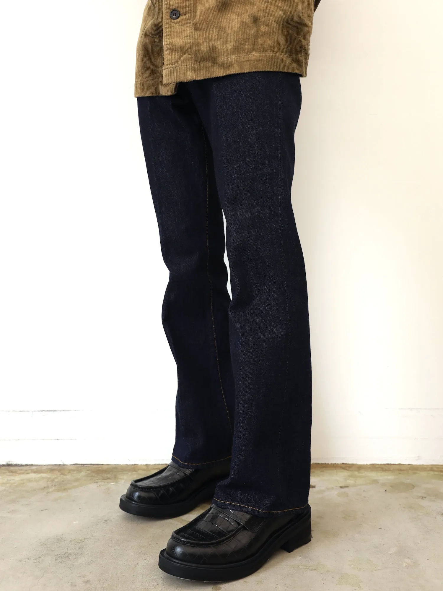 LEATHER LOAFERS