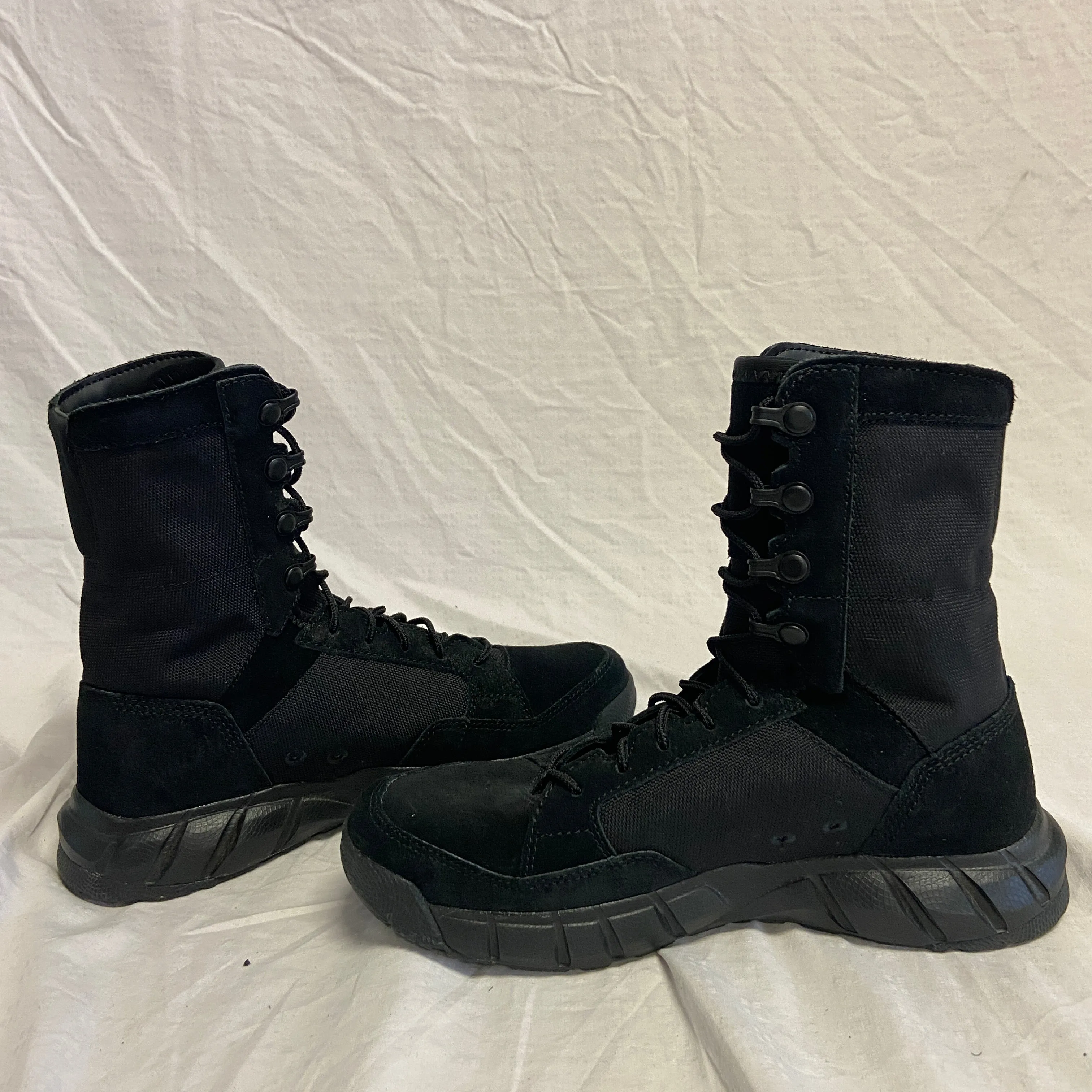 Oakley Light Assault 2 Boots Blackout Size 4.5 (Open Box)