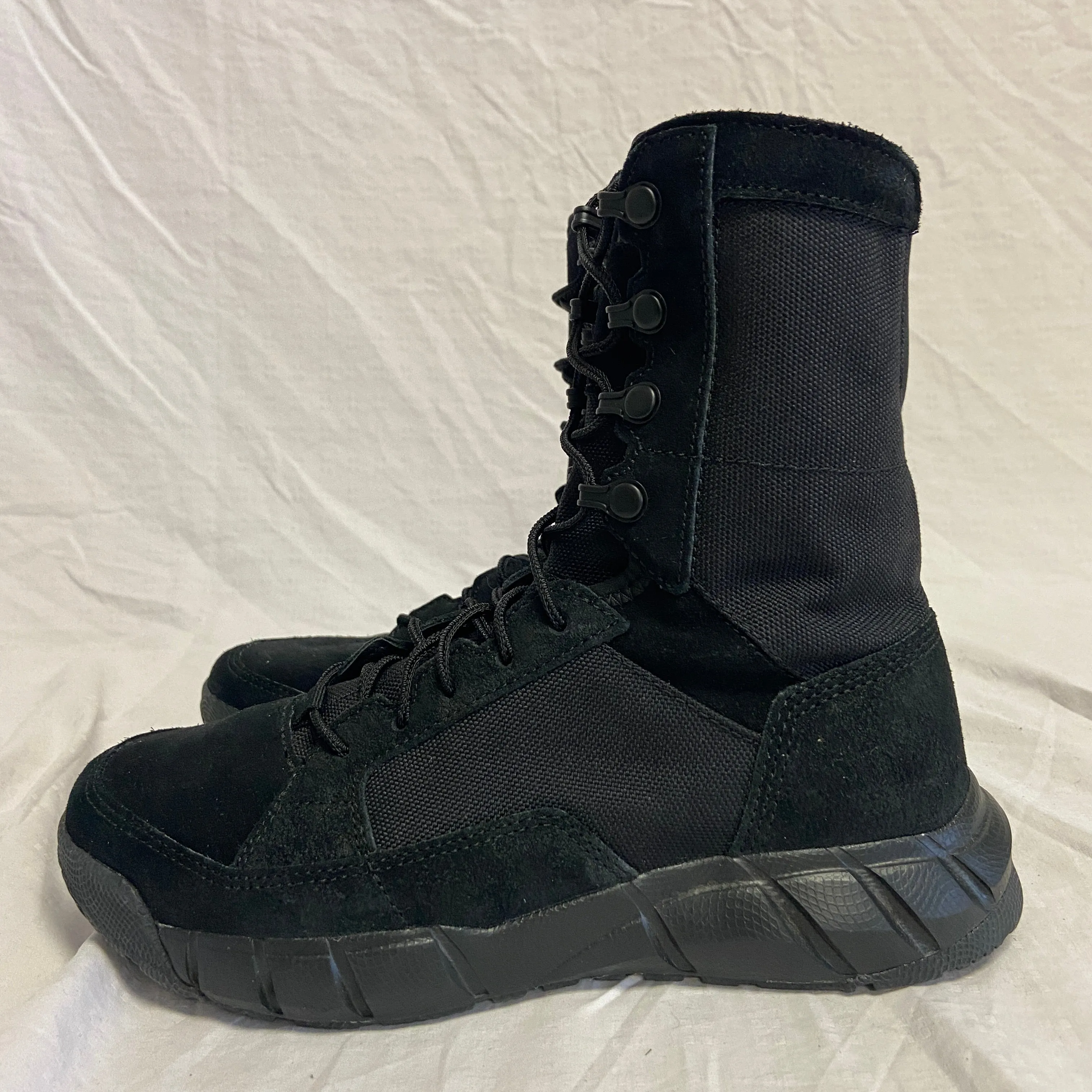 Oakley Light Assault 2 Boots Blackout Size 4.5 (Open Box)