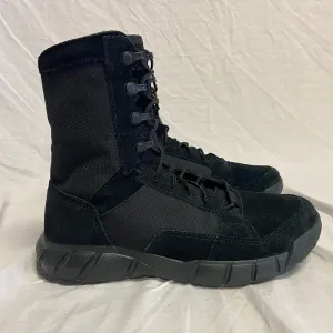Oakley Light Assault 2 Boots Blackout Size 4.5 (Open Box)