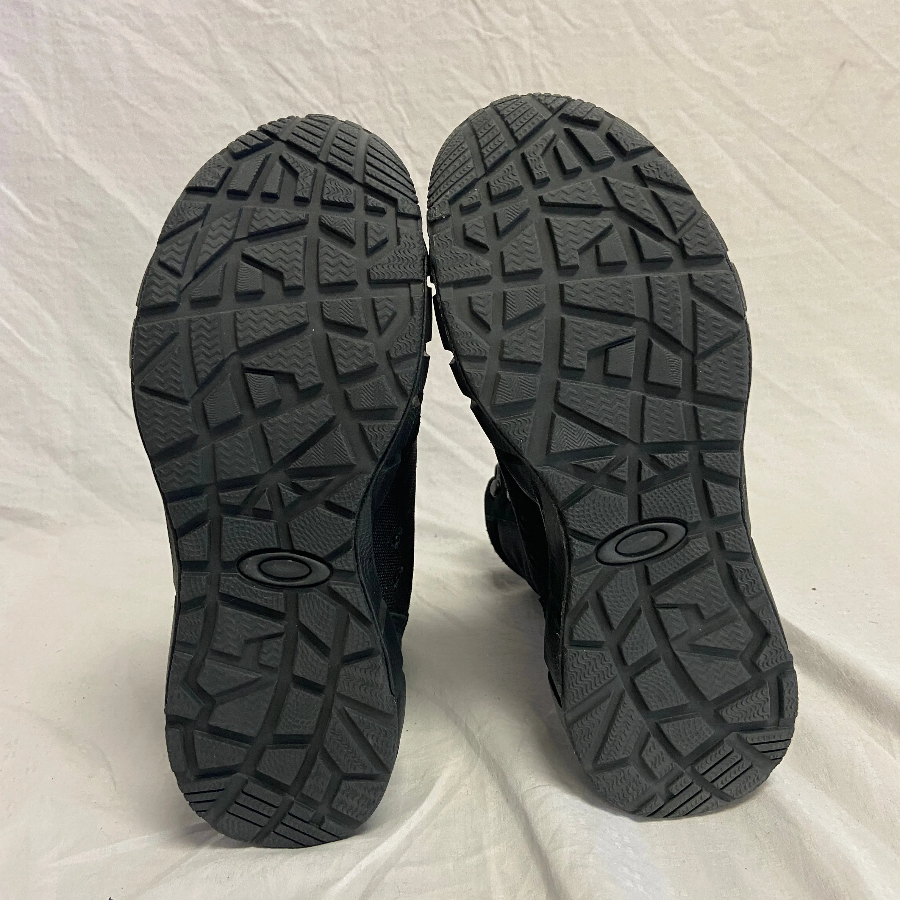 Oakley Light Assault 2 Boots Blackout Size 4.5 (Open Box)