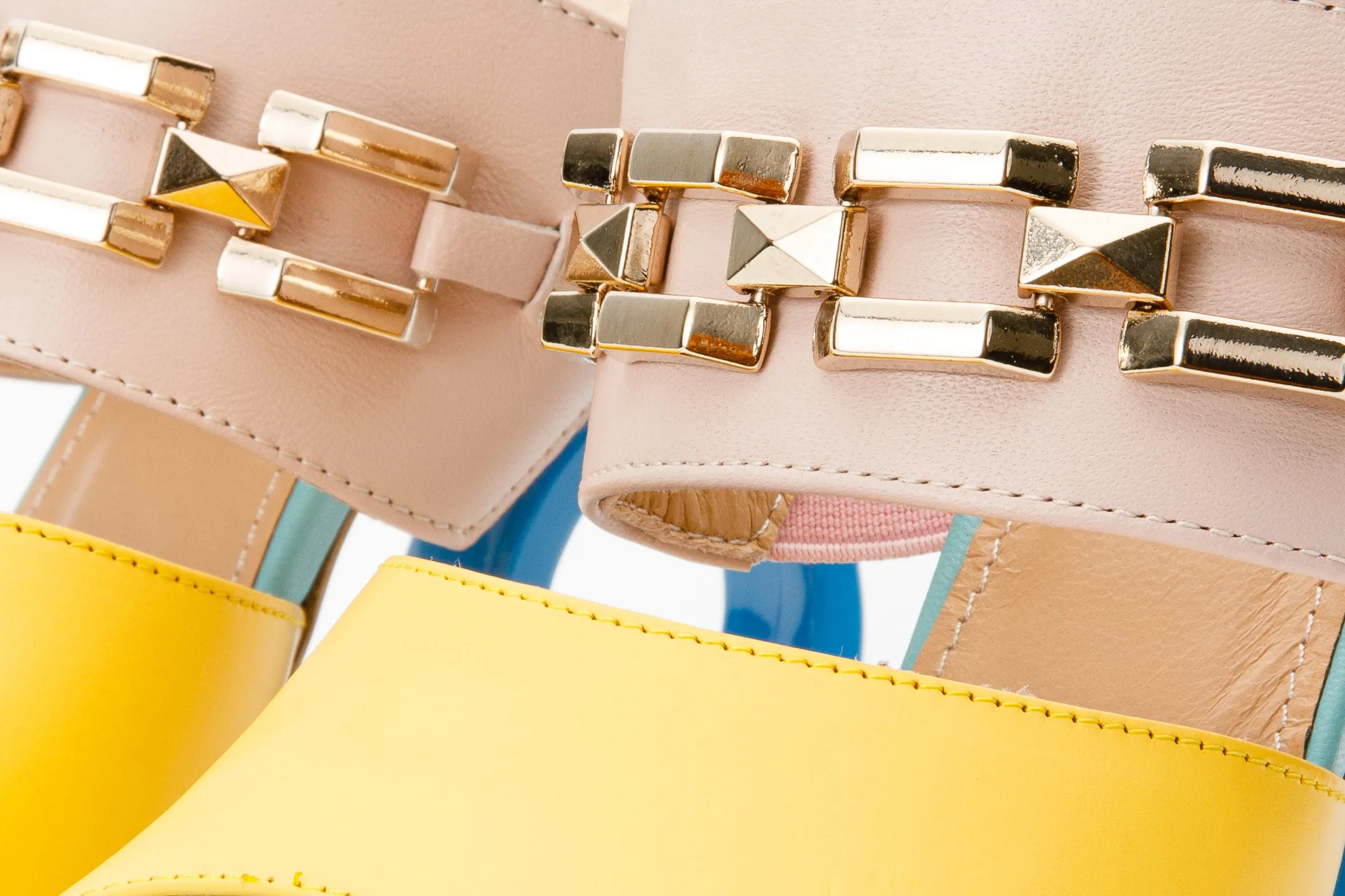 The Vouge Multicolor Leather Women Sandal