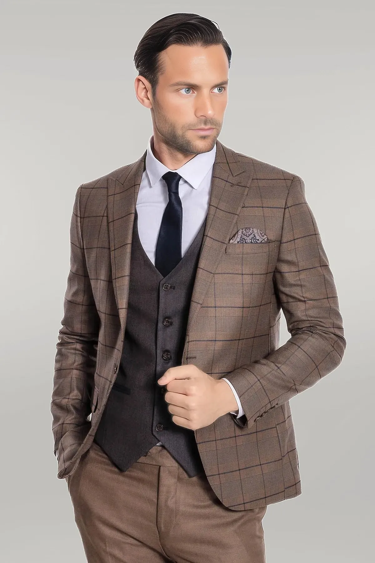 WSS Slim Fit Checked Brown Men Suit  - Singen